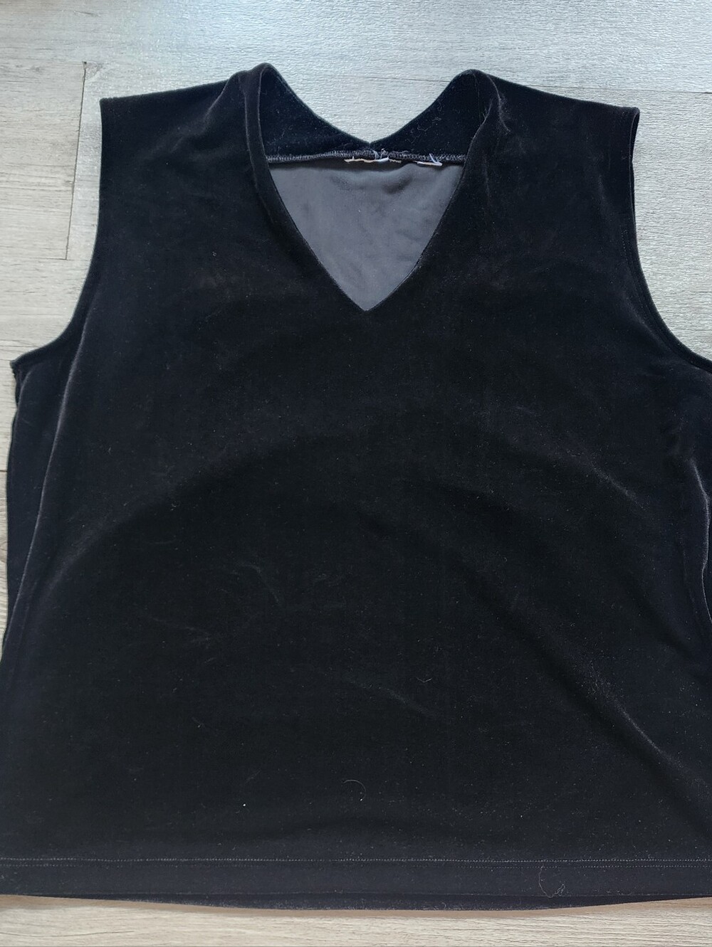 Vintage Black Velvet Sleeveless Top V-neck Size M/L Lined Goth Grunge 90s